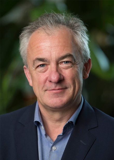 ../_images/Prof_Mark_Thomson.jpg
